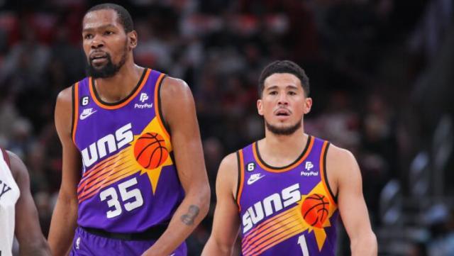 v站体育-生涯新高！杜兰特创又一历史神迹：死神更高效了