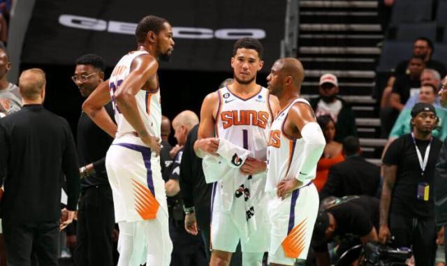 v站体育-生涯新高！杜兰特创又一历史神迹：死神更高效了