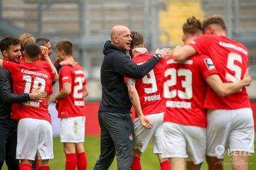 沙尔克汉堡们注意了 再堕落下去主场都要保不住啦