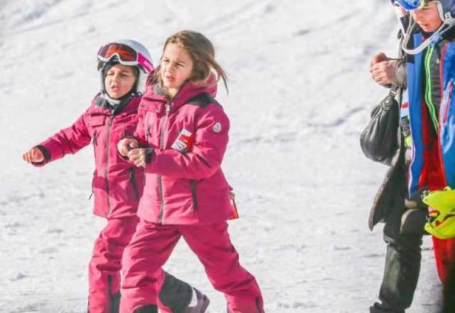 1612346016637090837.jpeg v站-费德勒:归期有期 别时未定